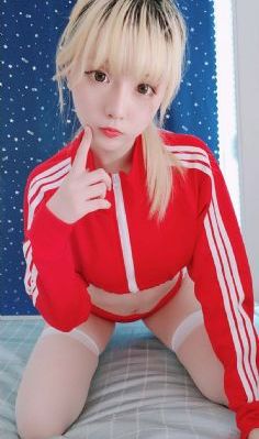 另类重口aaa_无删减在线播放