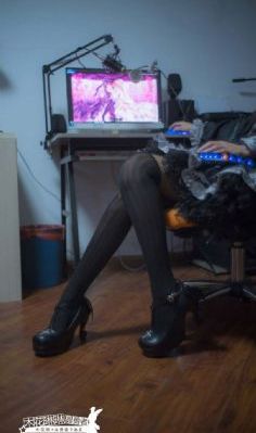 调教女M屁股撅虐调教_HD全集在线观看