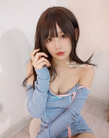 亚洲痴汉无码一区二区_720韩国电影在线观看