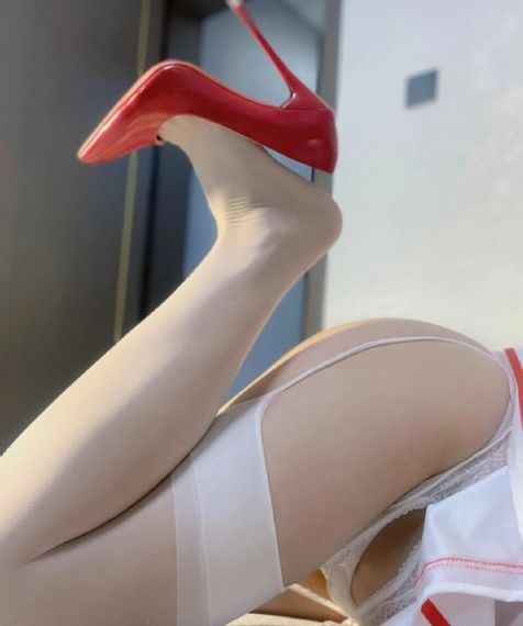 裸体美女高潮抽搐喷水视频_BD超清在线观看