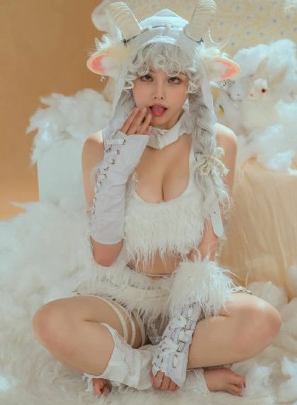 亚洲辣妺蹲便器嘘嘘_蓝光高清在线