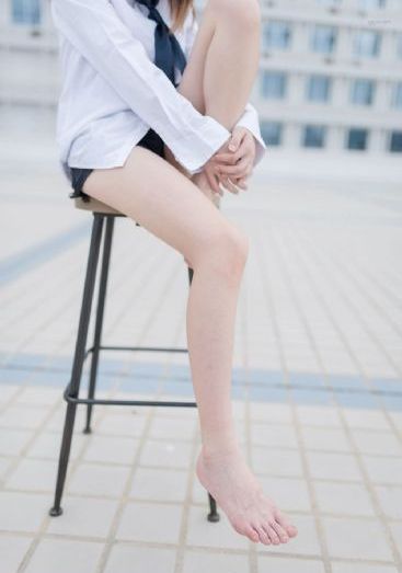 美女丝袜秘书上门国产片_蓝光迅雷电影在线