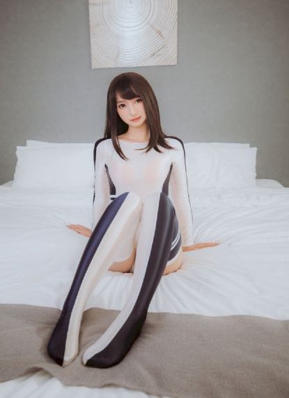 欧美老妇性AA内谢老太婆_DVD在线观看完整版