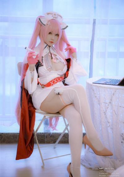 正在播放极品粉嫩美女jk蜜桃臀_1080在线观看视频