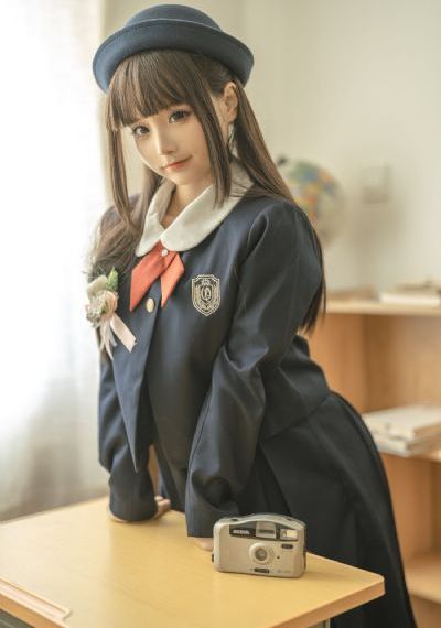 美女露100%胸_快播高清无删减WWW