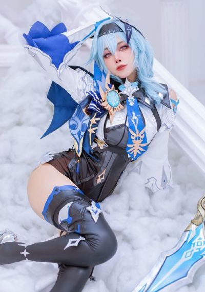 黄蓉被吕大人灌满精_国产在线观看