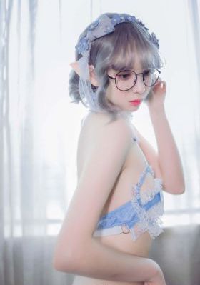 聂小雨皮衣5分34秒在线观看_国产剧动漫免费观看
