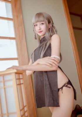 国产棈品久久久久久久午衣片_BD英语高清在线