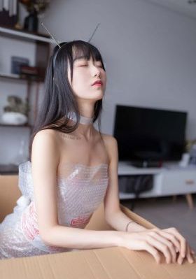 办公室娇喘的短裙老师在线观看_HD高清视频观看